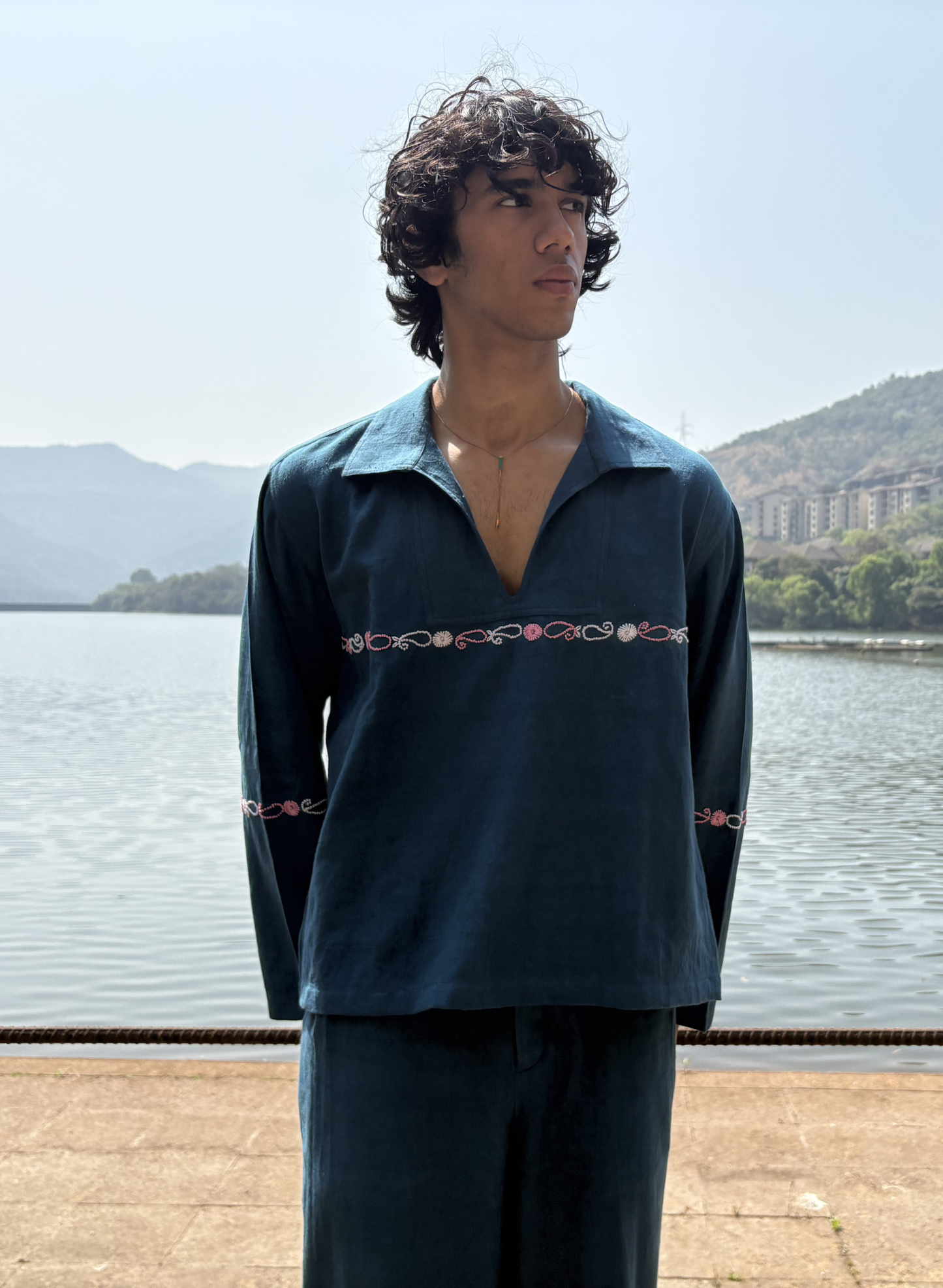 Indigo crafted Oversize Shirt